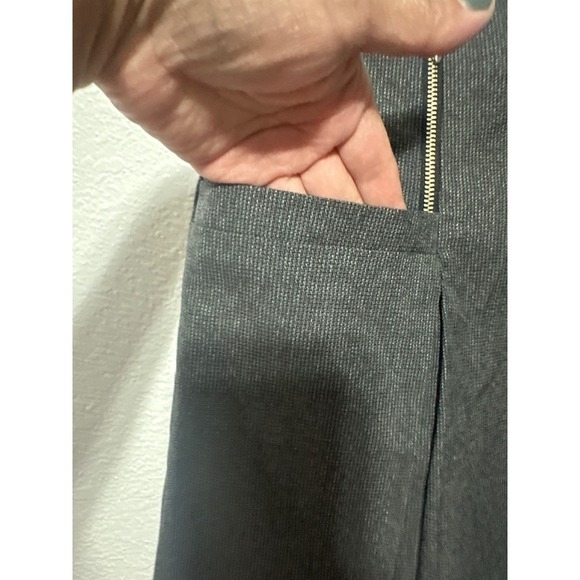 Flirtatious Gray Mini Skirt Zipper Accent Pleated A Line Women's Career - Picture 2 of 5